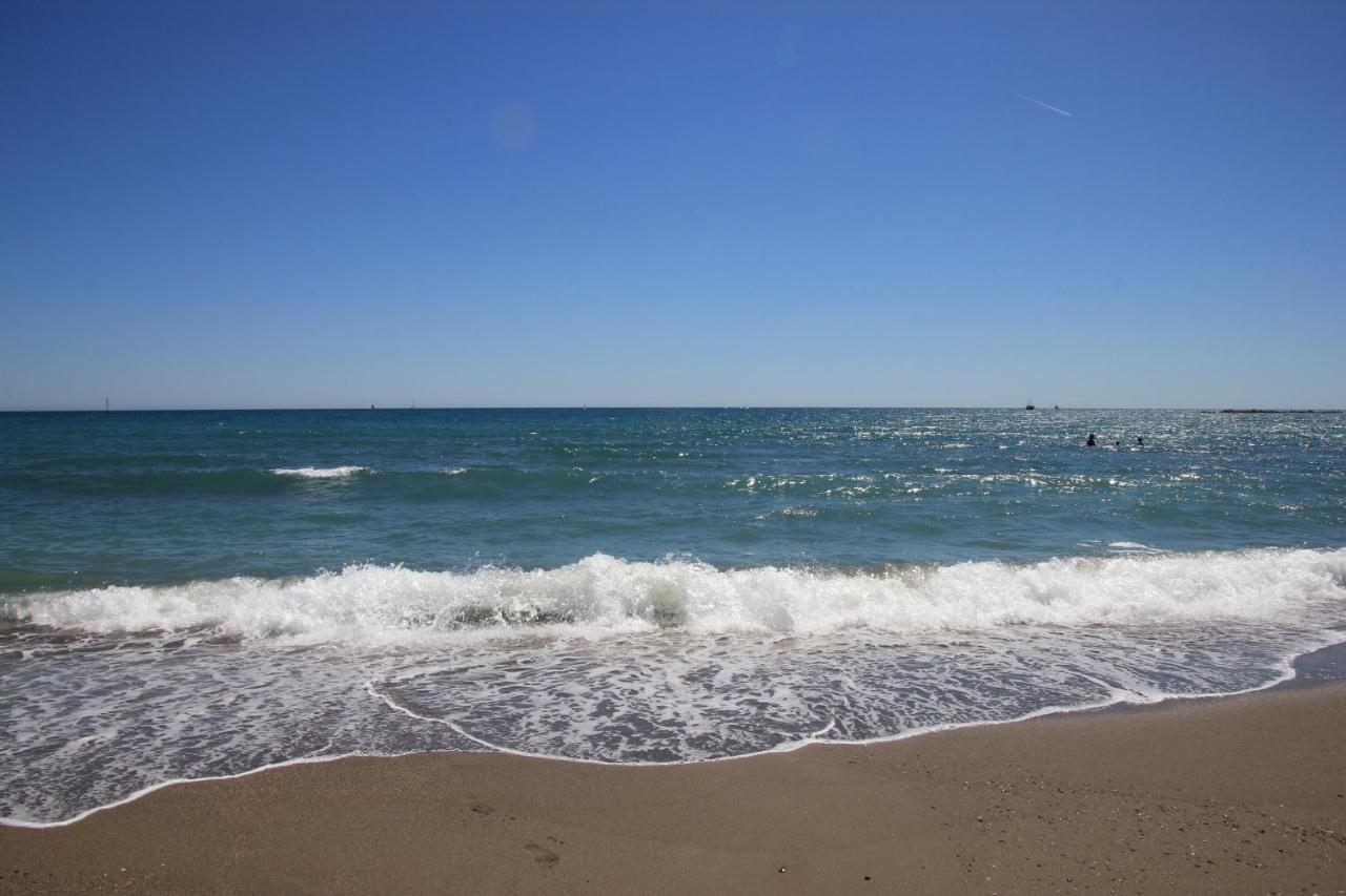 Tamarindos 30M De La Plage Apartment Benalmadena Luaran gambar
