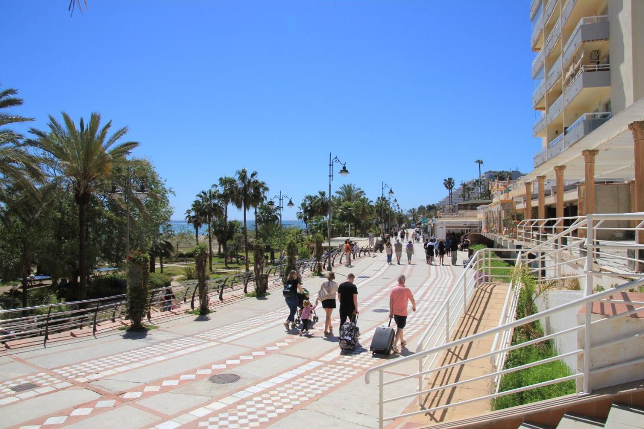 Tamarindos 30M De La Plage Apartment Benalmadena Luaran gambar