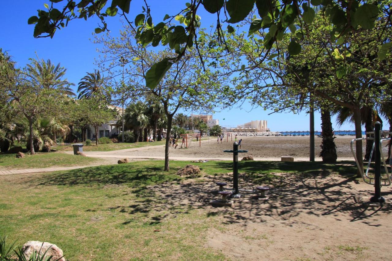 Tamarindos 30M De La Plage Apartment Benalmadena Luaran gambar